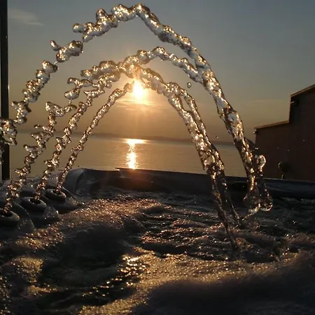 Sunset Apartmanhaz Balatonvilágos