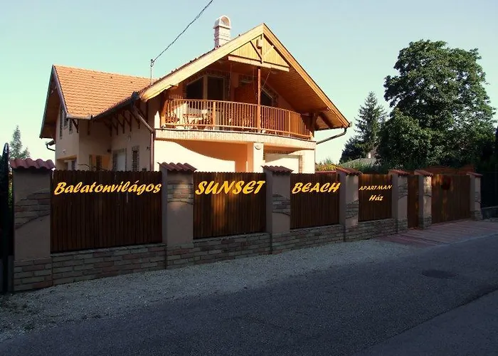 Sunset Apartmanhaz Διαμέρισμα