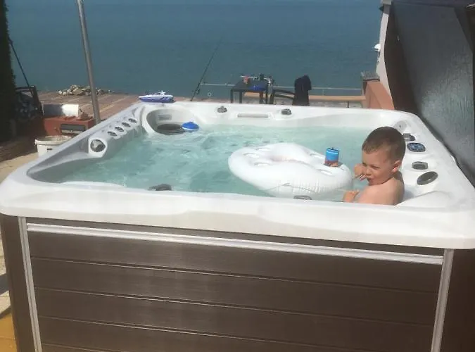 Sunset Apartmanhaz Διαμέρισμα